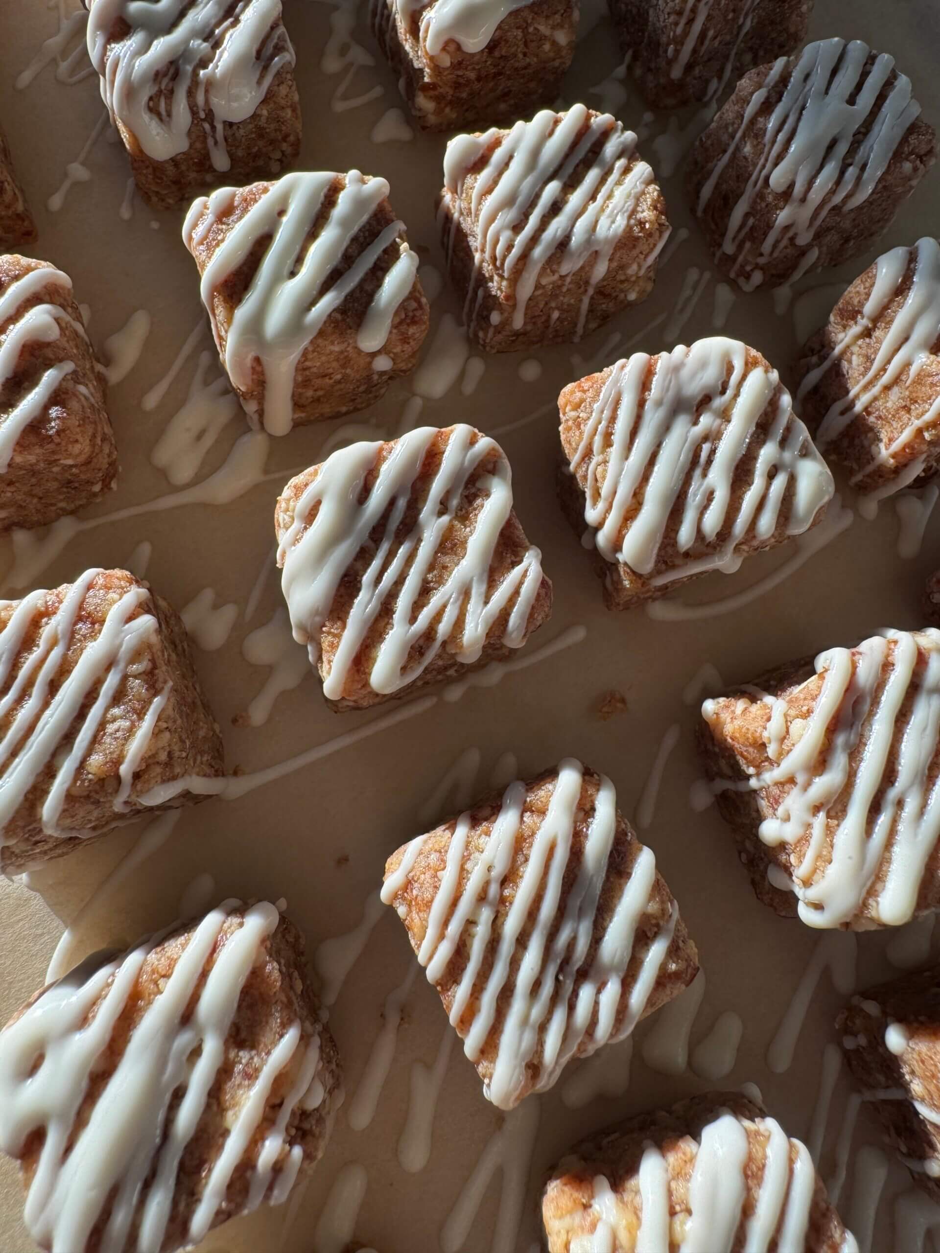 energy bites with chocolate